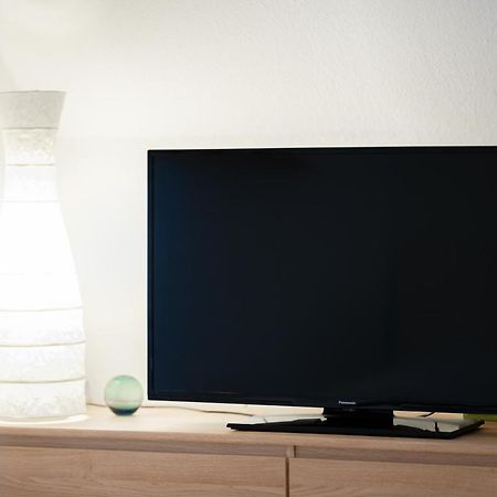 Stay Awesome - Schonfeld Apartment, Netflix Und Kostenloses Parken Kassel Exterior foto